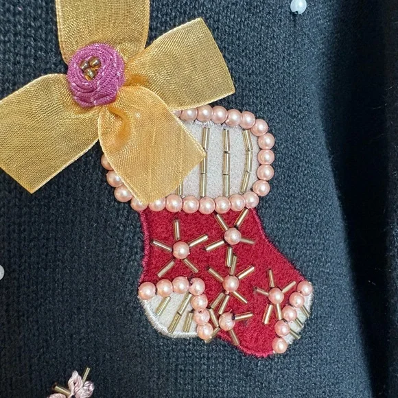 Christmas Cardigan - Picture 4 of 13